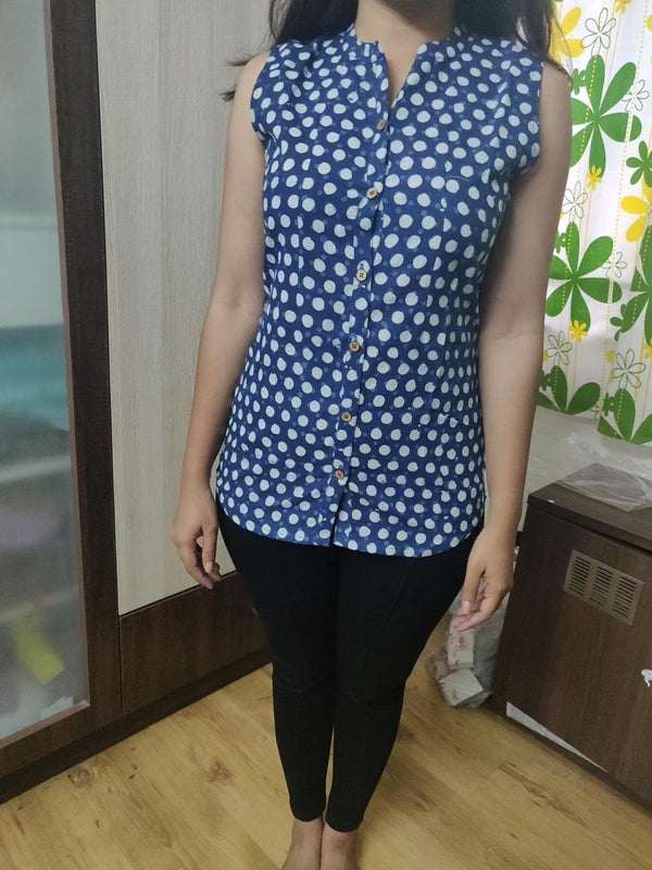 blue white dots short kurties