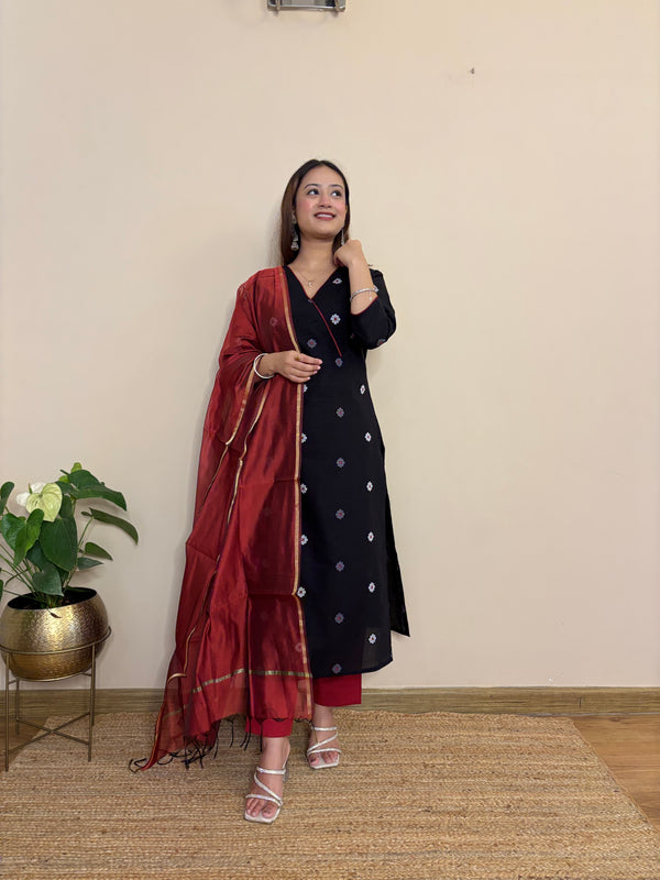 Gul Black south cotton jamdani kurta pant dupatta 3 piece set