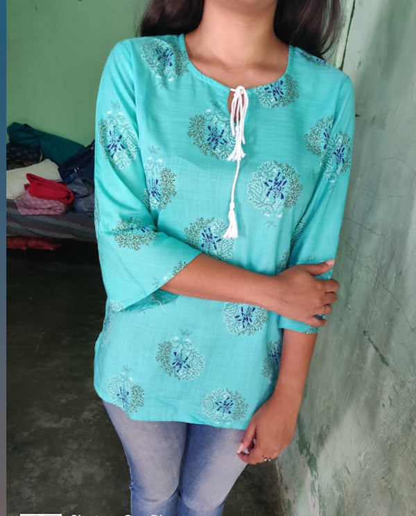 Turquoise rayon short Kurtie