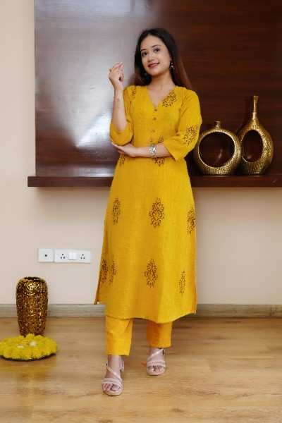 SNEH KURTA AND PANT SET