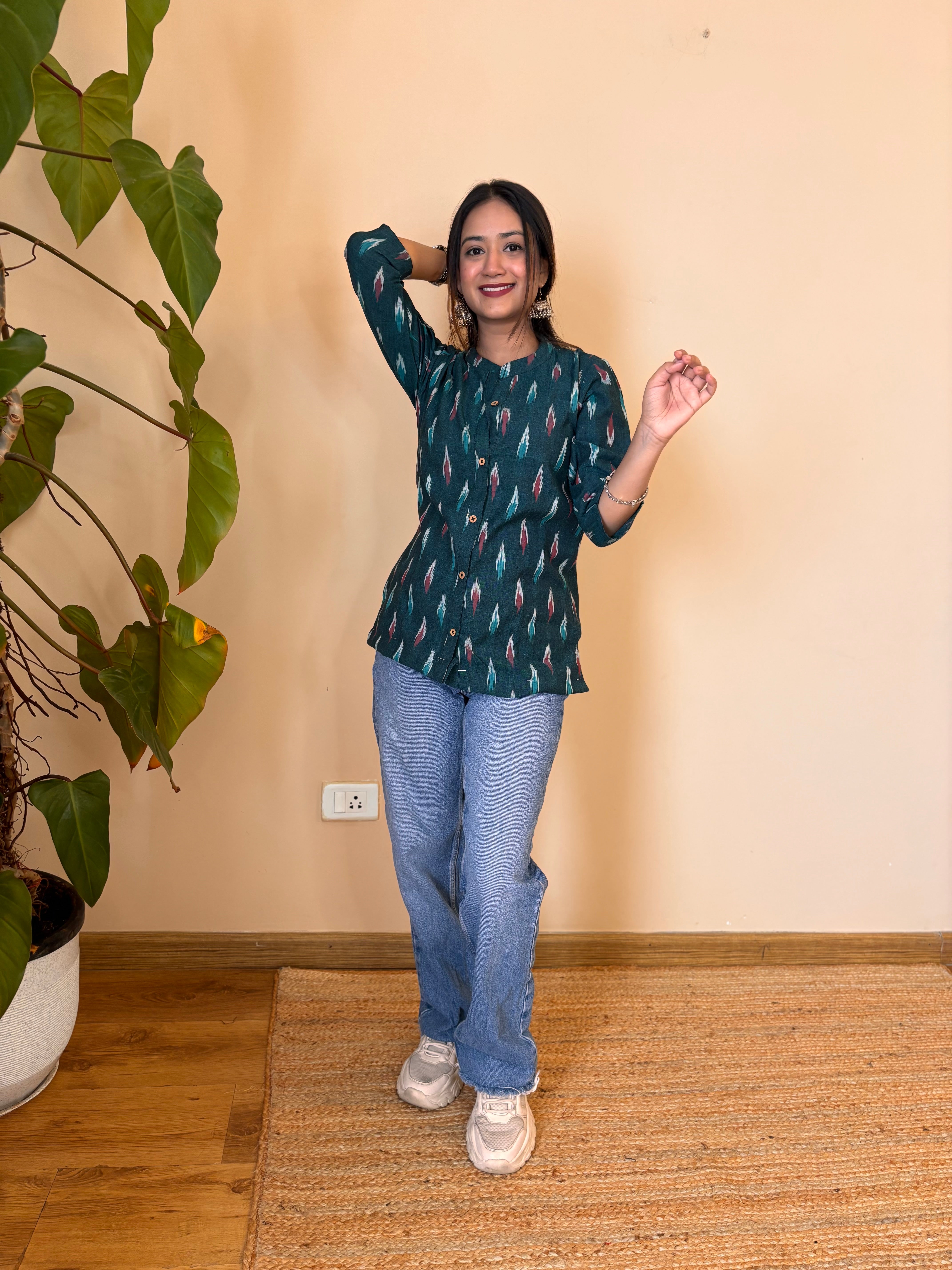 GREEN IKAT SHORT SHRUG