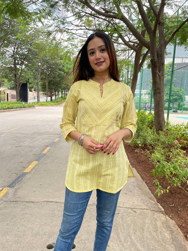 kyaari Yellow South Cotton Short Kurta