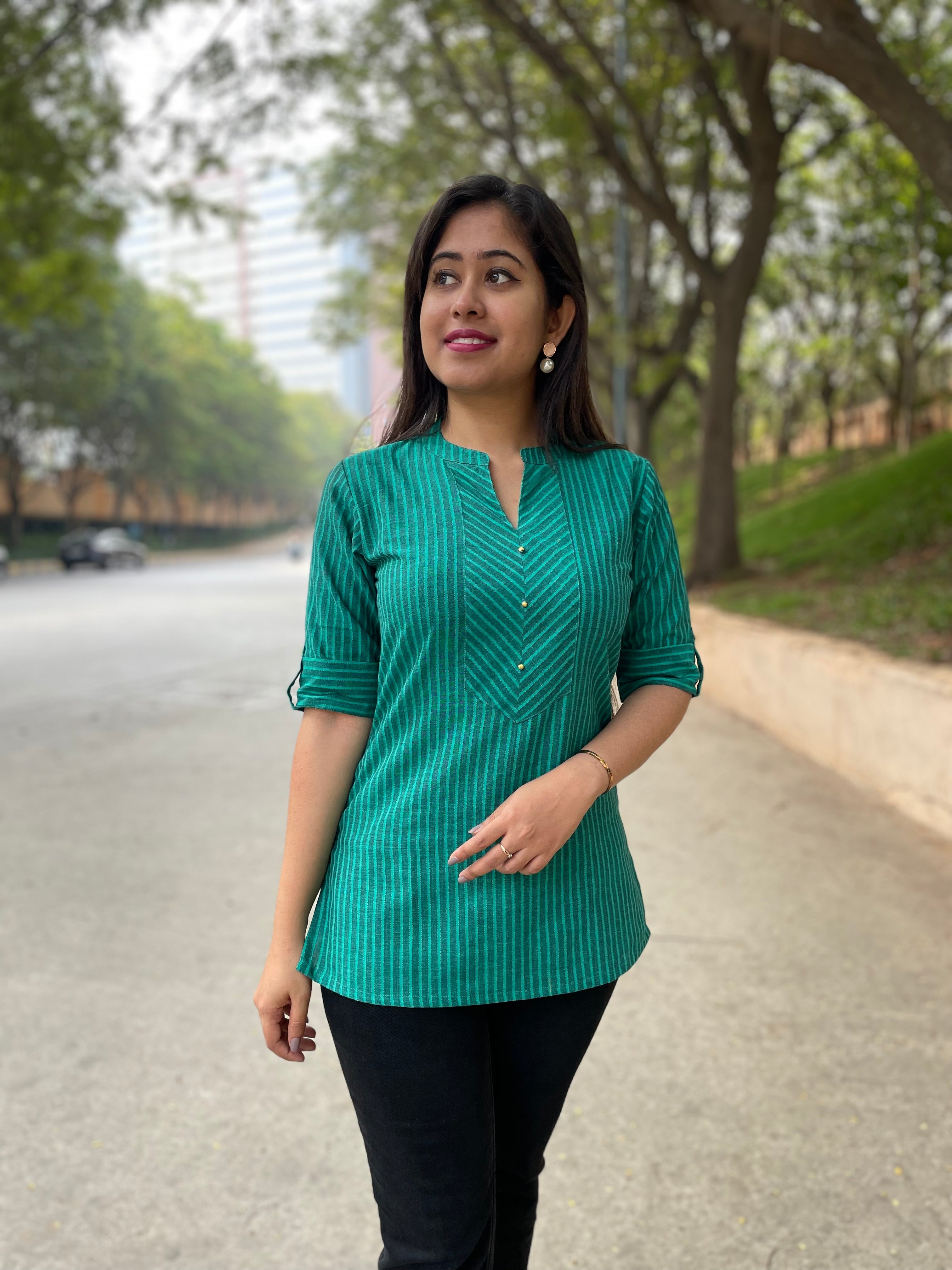 'BAYAR' GREEN SHORT KURTI