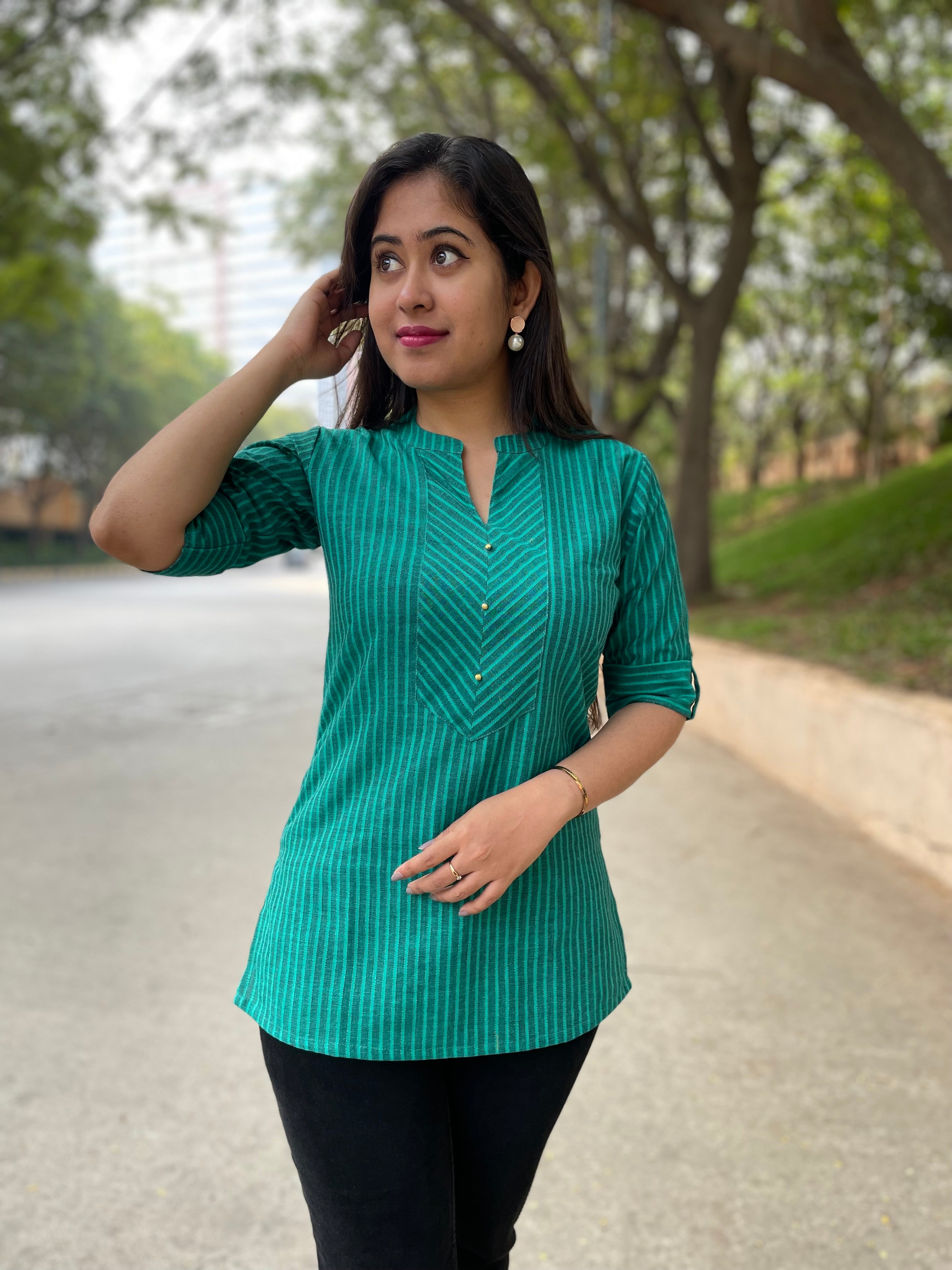 'BAYAR' GREEN SHORT KURTI