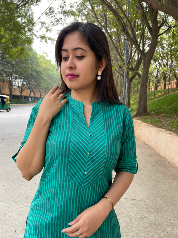 'BAYAR' GREEN SHORT KURTI