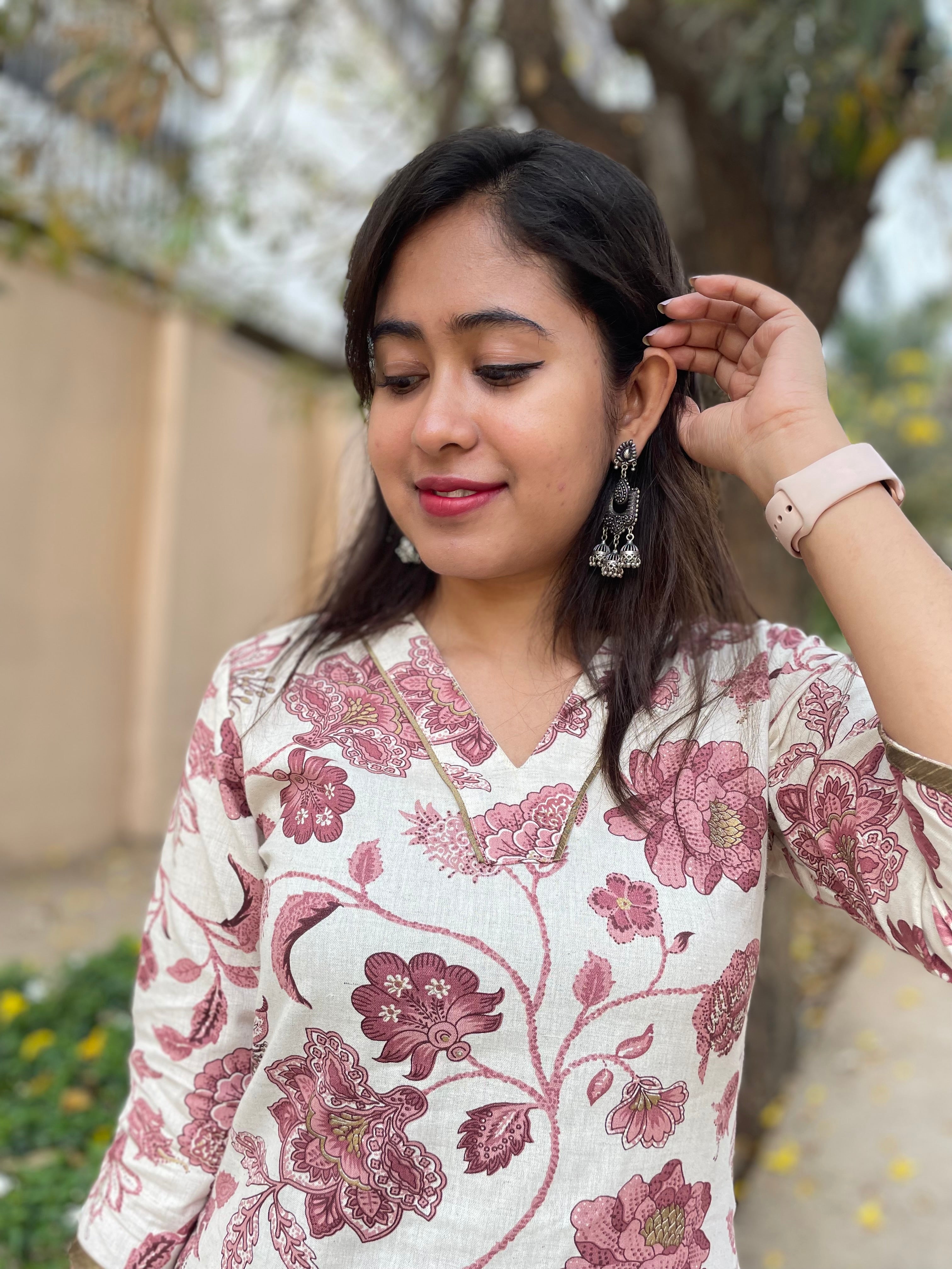 'SAANVI' FLORAL KURTA SET