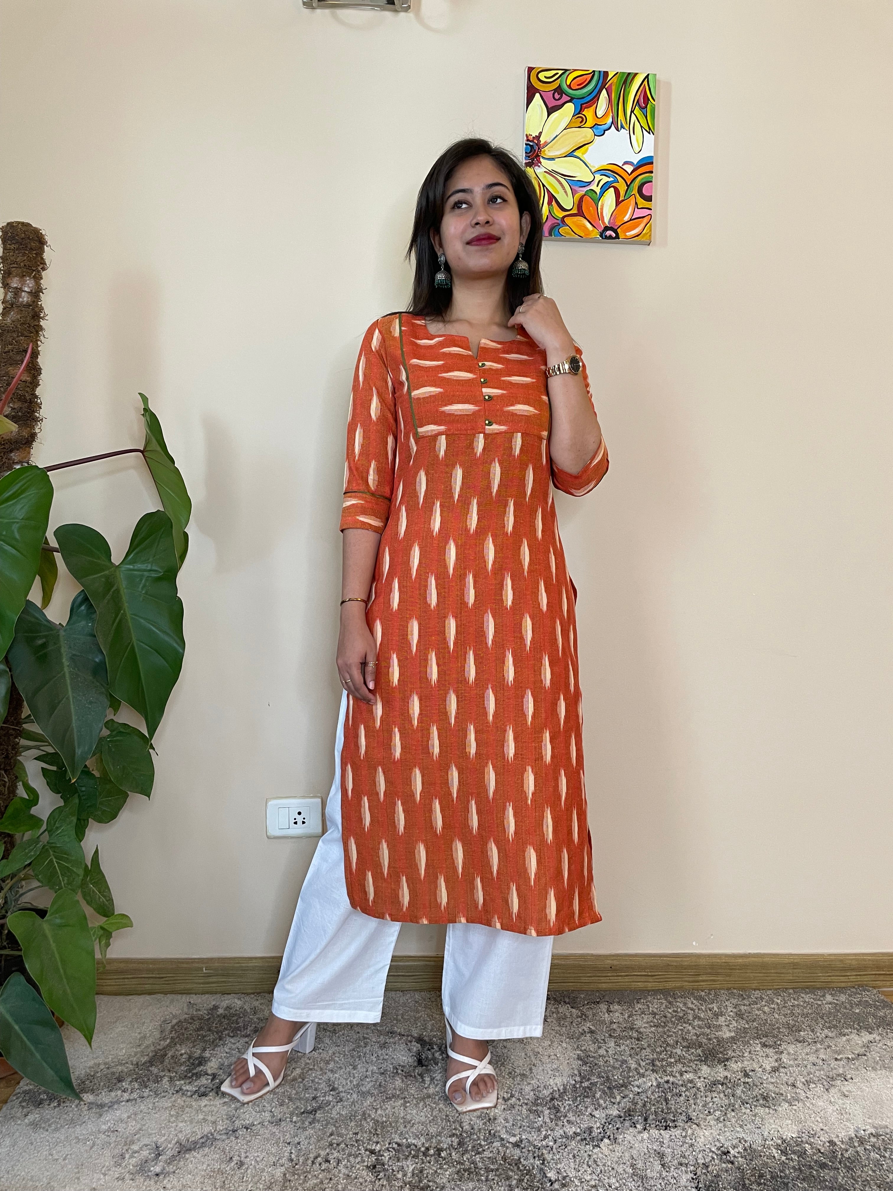 SAKHI LONG KURTA